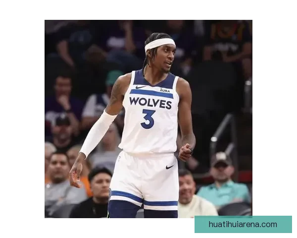 森林狼官方宣布麦克丹尼尔斯左膝髌腱炎确诊 将列入每日观察名单